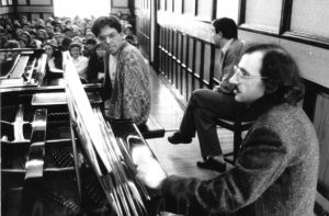 Lekcja z Michałem Ferberem w październiku 1992 r. (późniejszym członkiem polskiej ekipy na XIII Międzynarodowym Konkursie Chopinowskim w Warszawie)